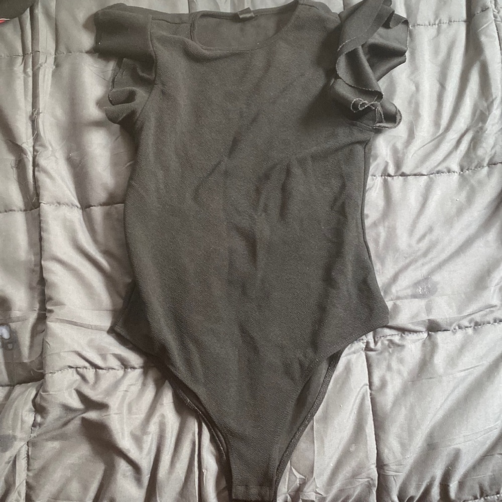 SHEIN short sleeve bodysuit